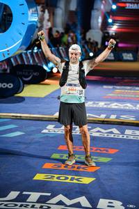 BIB: 200, 54045
                            <button type="button" onclick="openModal(22752667)" class="btn btn-primary btn-sm float-right btn-popup" data-toggle="modal" data-target=".modal-high-quality">
                        <i class="fas fa-shopping-cart"></i> Add to Cart
                    </button>
                                            <button type="button" onclick="isThisMe(22752667, true)" class="btn btn-success btn-sm float-right btn-popup btn-isme hidden" data-toggle="tooltip" data-placement="bottom" title="นี่คือรูปของคุณใช่ไหม คลิกที่นี่เพื่อเอาเข้าอัลบั้ม">
                        <i class="fas fa-plus"></i> Add to album
                    </button>
                    <button type="button" onclick="isThisMe(22752667, false)" class="btn btn-warning btn-sm float-right btn-popup btn-isnotme hidden">
                        <i class="fas fa-ban"></i> Remove from album
                    </button>